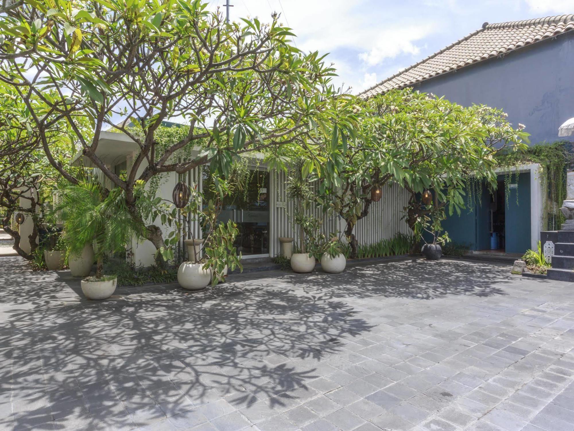 Kamuela Villas Seminyak Exterior foto
