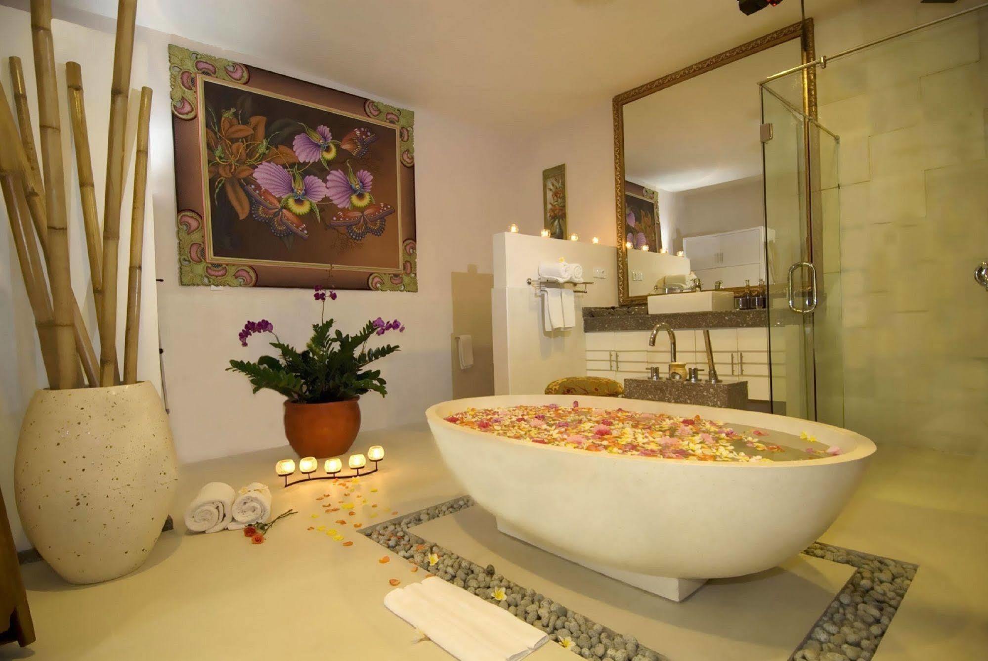 Kamuela Villas Seminyak Exterior foto
