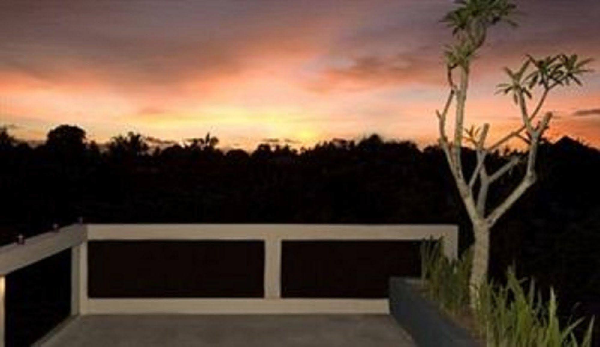 Kamuela Villas Seminyak Exterior foto